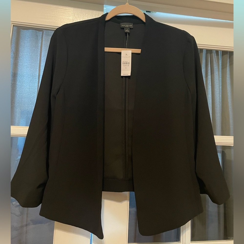 Ann Taylor Factory Women’s Black Blazer